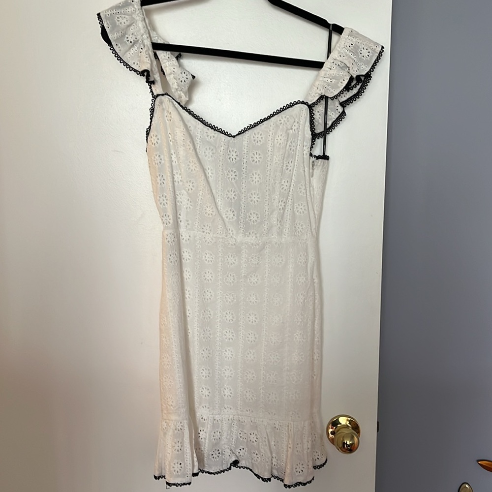 FOREVER 21 | Eyelet Lace Dress Sz M - Picture 4 of 7